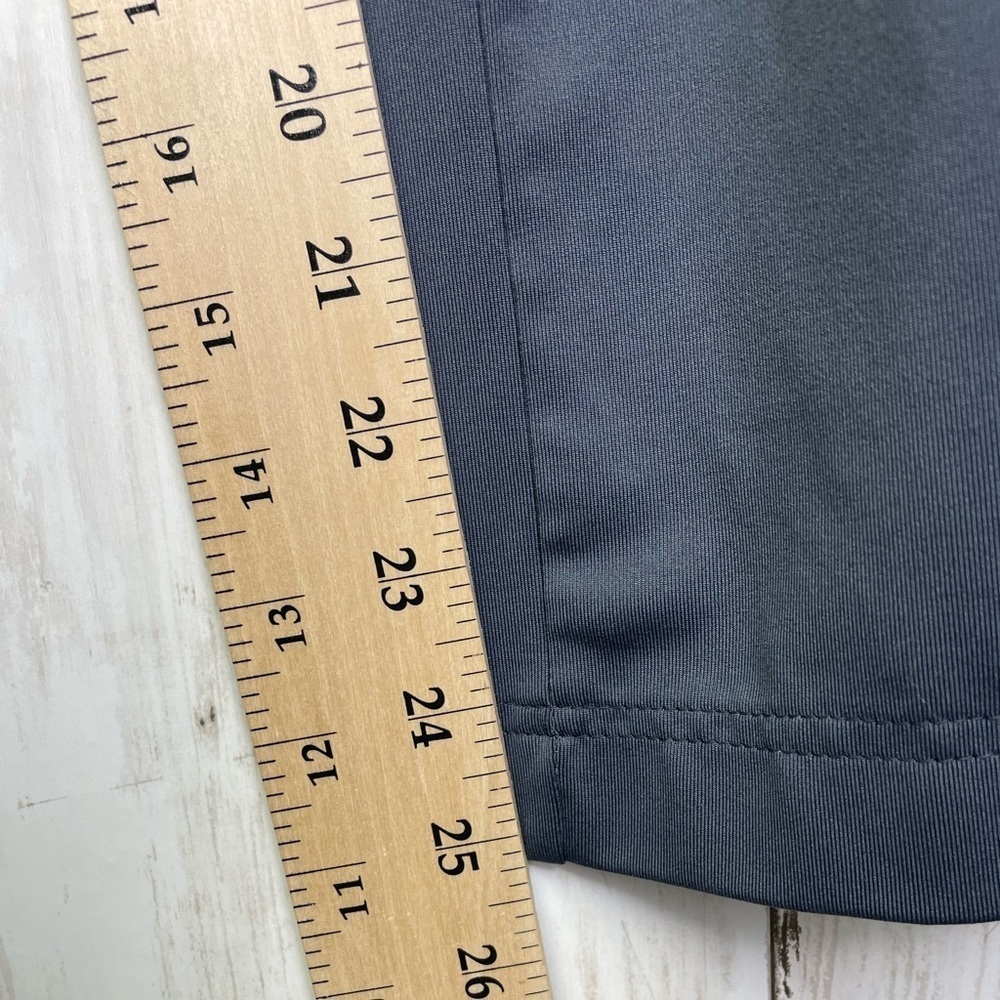 Athletic Gray Straight Leg Pants Size Small - Picture 4 of 7